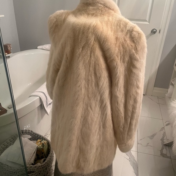 Creamy vintage mink jacket walking length Sharon Stone style made in 🇨🇦genuine - Picture 9 of 16